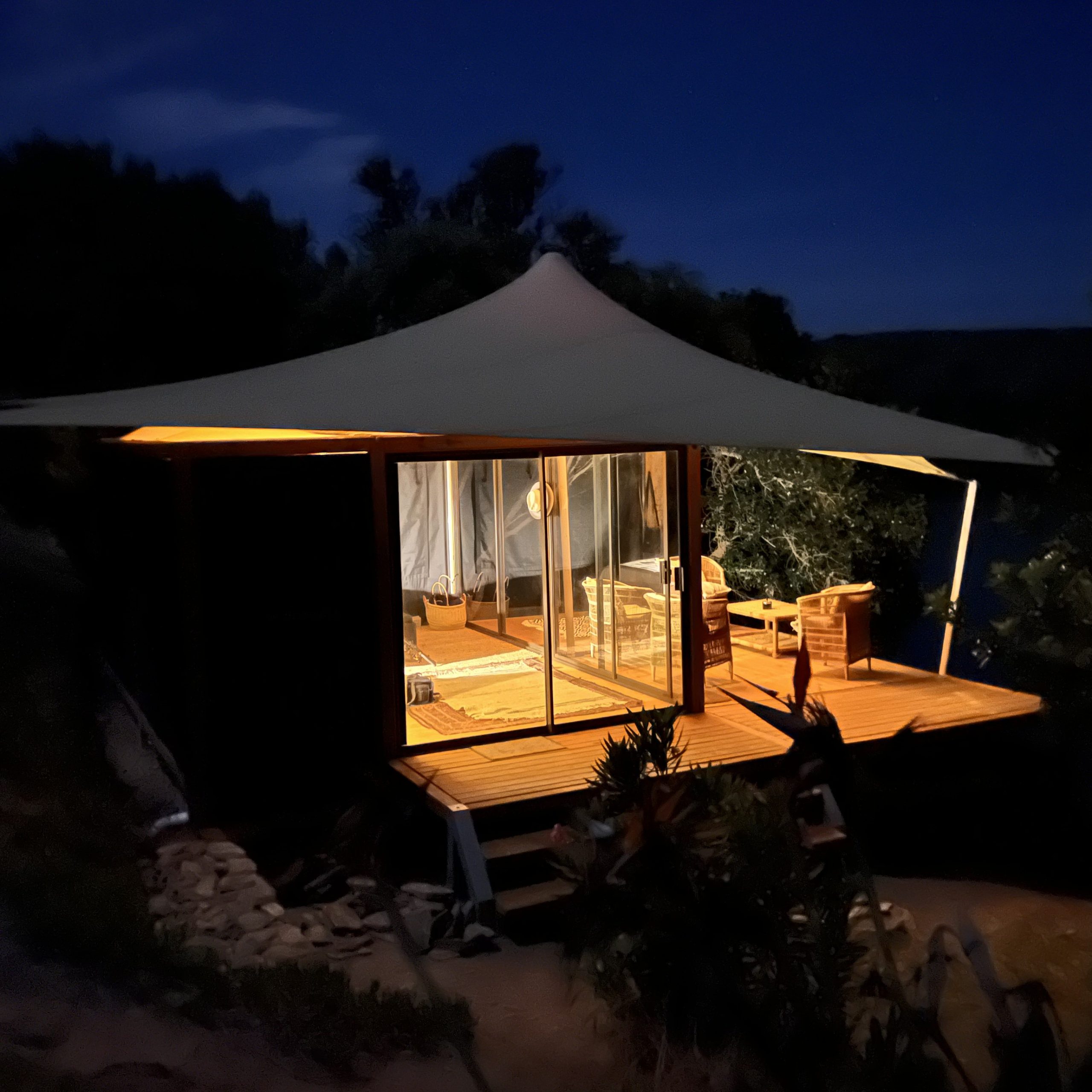 tents 1 sq